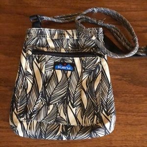 Kavu crossbody purse
